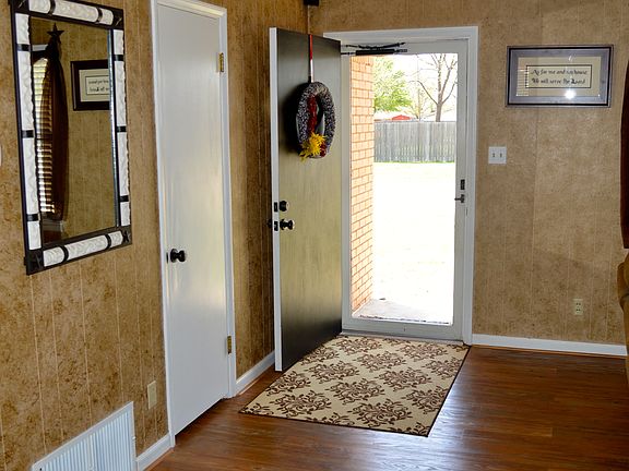 2nd image of 1417 Landon St