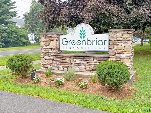 14 Greenbriar Dr #F Photo 1 14 Greenbriar Dr #F Photo 1
