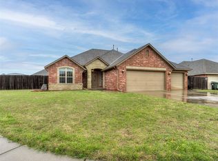 4117 Rambling Rose, Yukon, OK 73099