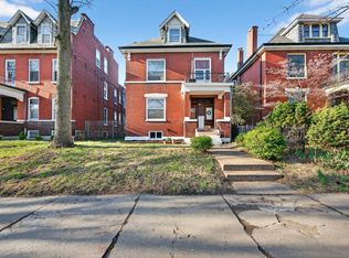 2048 Russell Blvd #2, Saint Louis, MO 63104