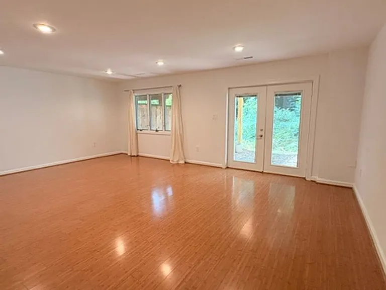 2071 Golf Course Dr — Photo 33