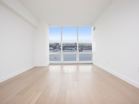 5th image of 15 Hudson Yards #30F