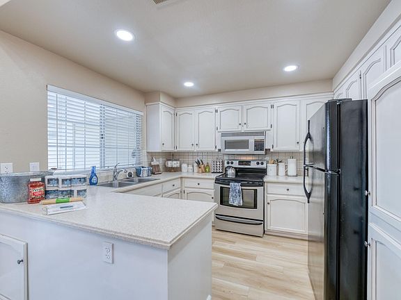 2nd image of 8153 N Cedar Ave APT 203