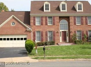 1404 Rainbow Ct, Herndon, VA 20170