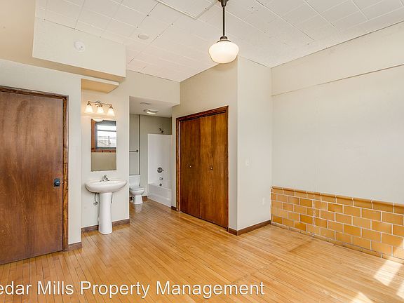 3rd image of 3003 E Kellogg Dr APT 112