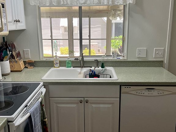 5th image of 2815 Melon Ln