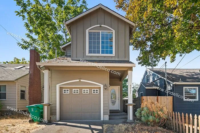 8223 N Foss Ave