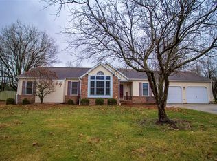 1 Timber Ridge Ln, Marshall, IL 62441