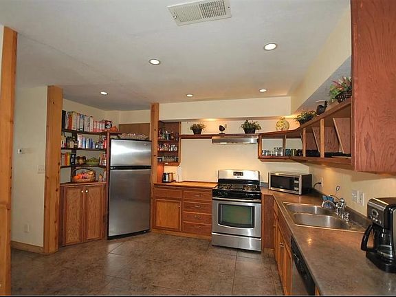 Open kitchen