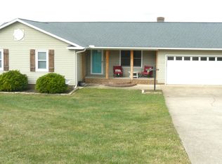 15 Bo Ln, Gaffney, SC 29340