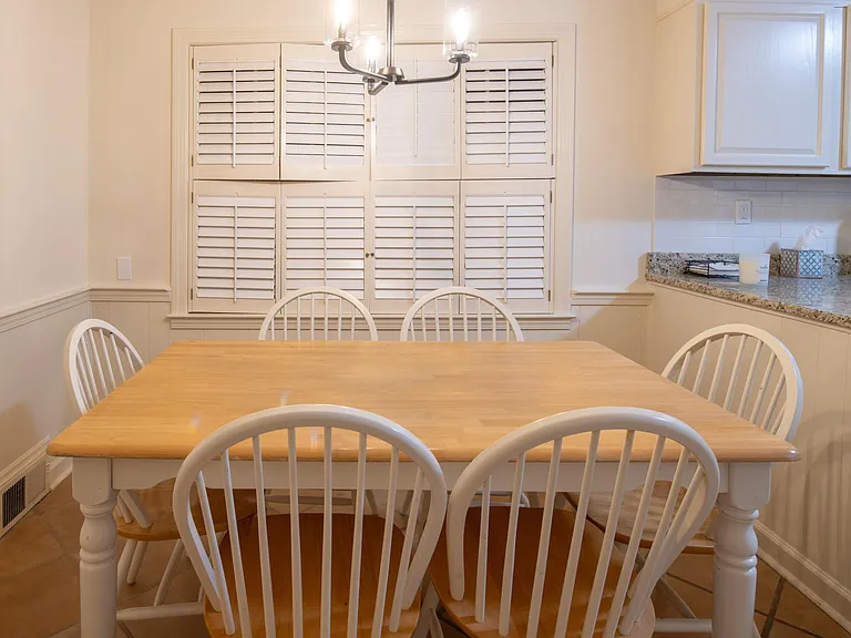 1316 Kirby Pkwy — Photo 13