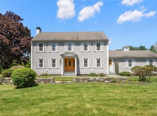 41 Kirby Ave, Warwick, RI 02889