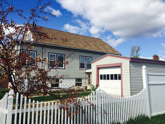 3rd image of 28 McClure St