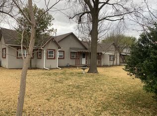 2600 California Ln, Dalworthington Gardens, TX 76015