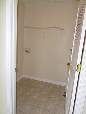 3rd image of 100 Pinnacle Ct APT 703