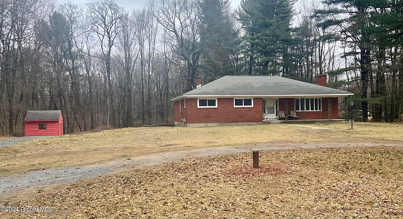 2nd image of 3555 E Lydius Street