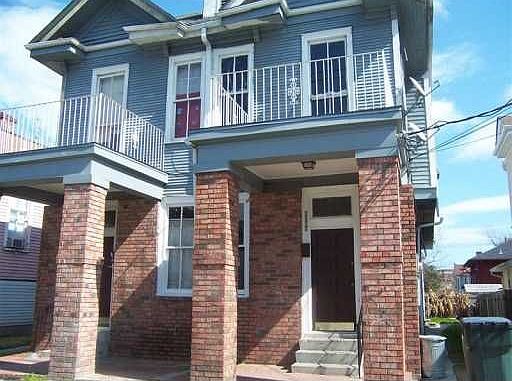 2nd image of 2117 Robert St