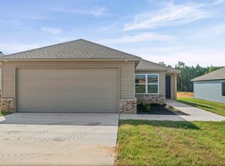 8041 Chesapeake Trl, Bauxite, AR 72011