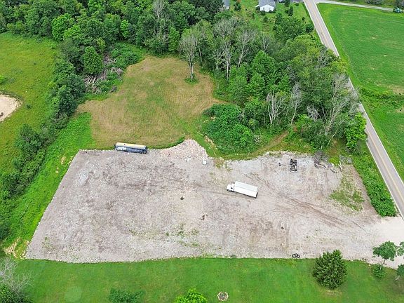 4th image of 3289 Columbiana Rd