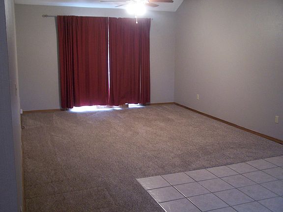 2nd image of 3150 S Sagamont Ave