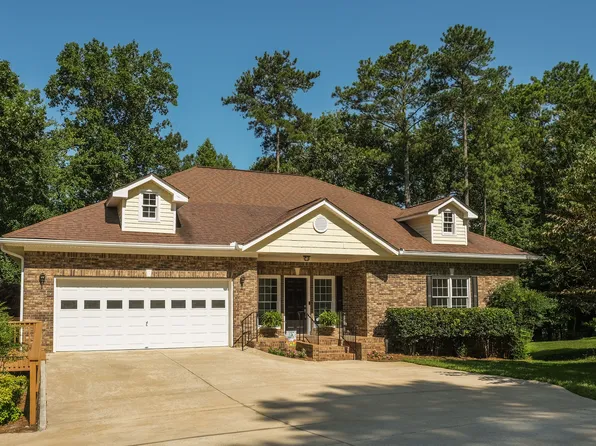 4056 Golfview Dr, Villa Rica, GA 30180