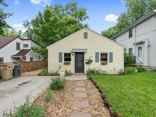 1934 Schlimgen Ave, Madison, WI 53704