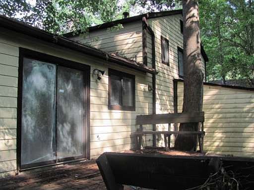 2nd image of 825 Martin Rd