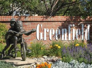20586 E Lake Dr, Centennial, CO 80016