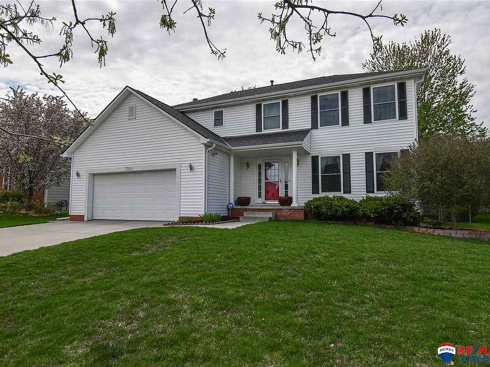 2nd image of 7241 Parkridge Cir