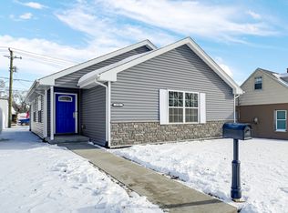224 N La Salle Ave, Bradley, IL 60915