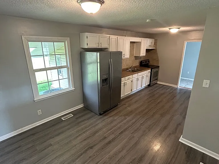 5222 Longbranch Dr — Photo 6