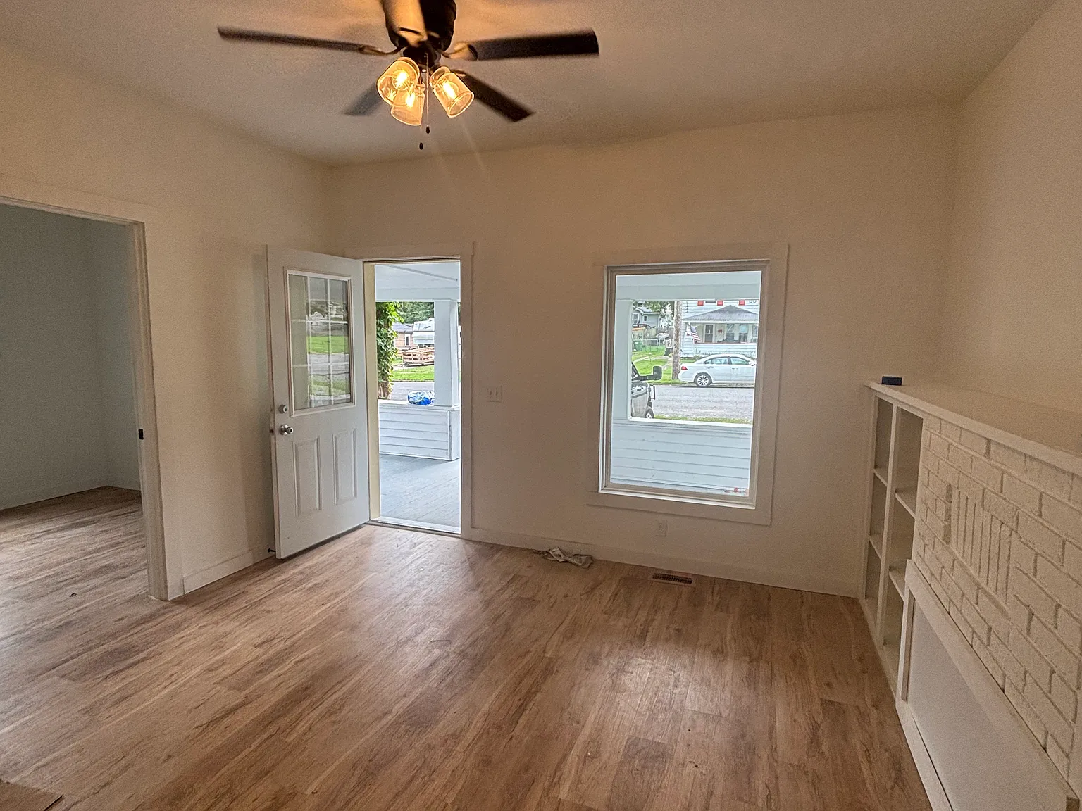 3 bed, 874 sqft, $1,400 — Photo 4
