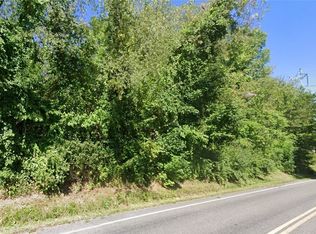 Caston Rd, Akron, OH 44319