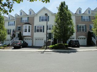 10 Dogwood Ln, Phillipsburg, NJ 08865