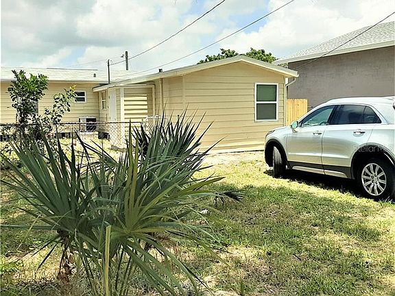 4th image of 3832 46th Ave N