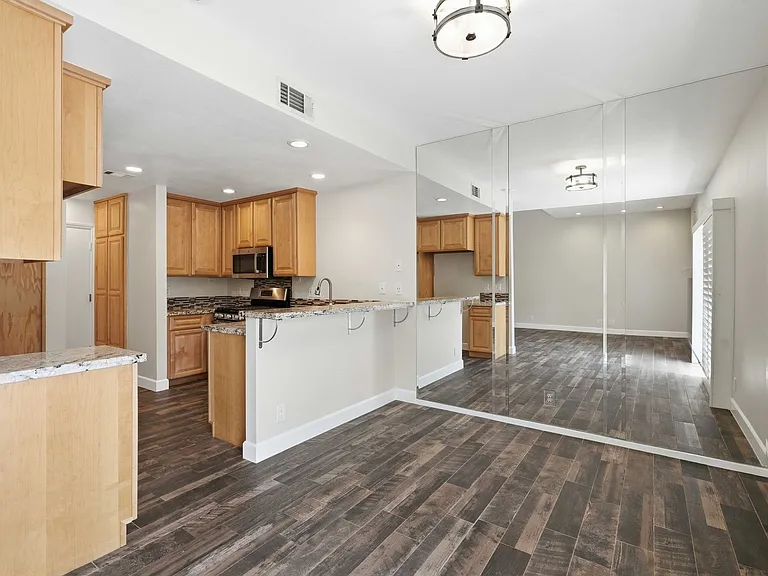 22834 Banyan Pl #26 — Photo 4