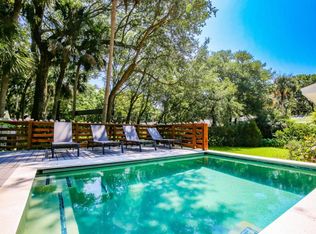 248 Forest Trl, Isle Of Palms, SC 29451