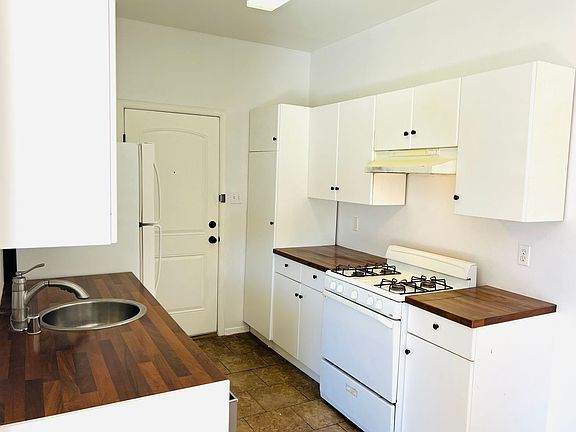 3rd image of 8943 Marks St APT C