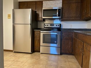 824 E 11th St #201, New Richmond, WI 54017