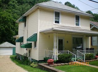 6909 National Rd, Triadelphia, WV 26059