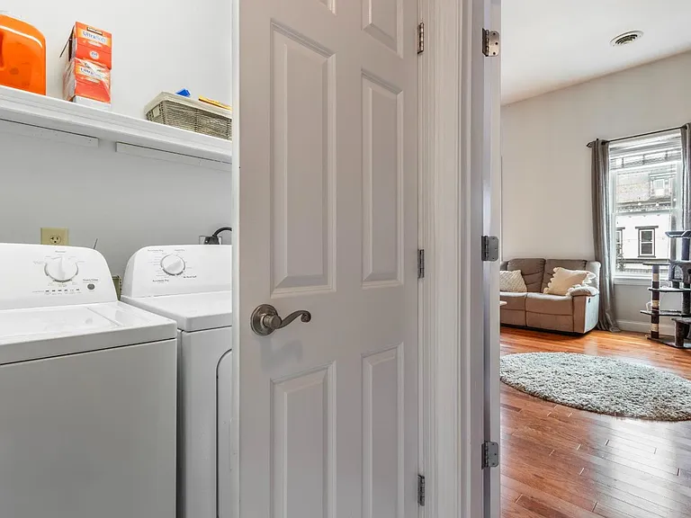 316 Walnut St — Photo 22