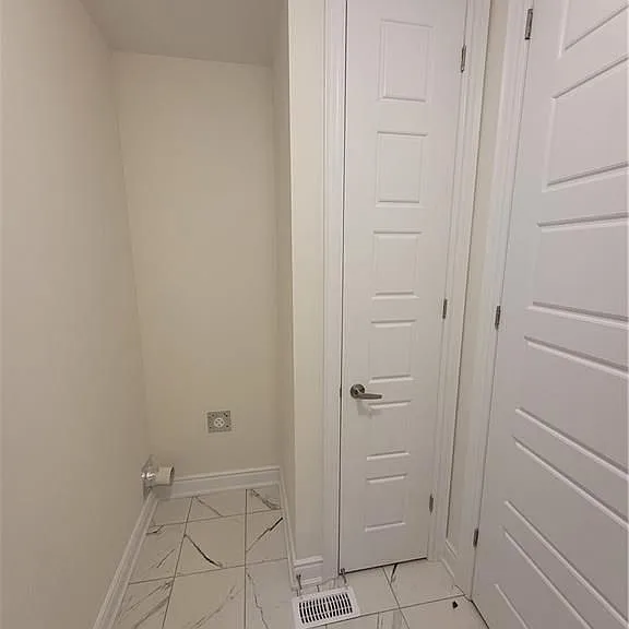 232 Wilmot Rd — Photo 5