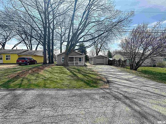 4th image of 1018 Jones St