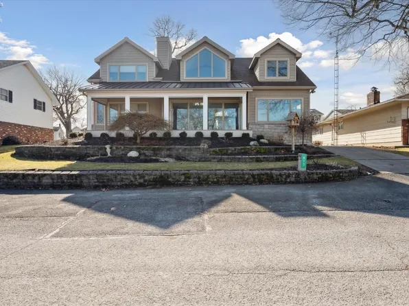 813 Lake St, Lakeside Marblehead, OH 43440