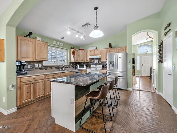 4th image of 29218 N ROSEWOOD Drive