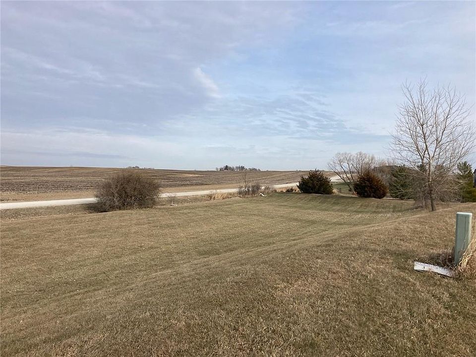 1st image of 107 Lake Shore Dr