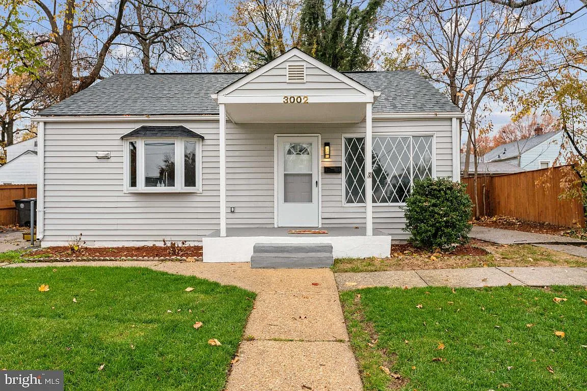 3002 Lancer Dr photo 1