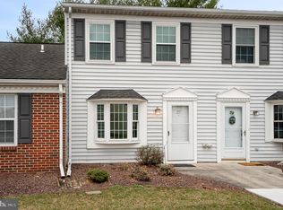 27 Southpoint Dr, Mechanicsburg, PA 17055