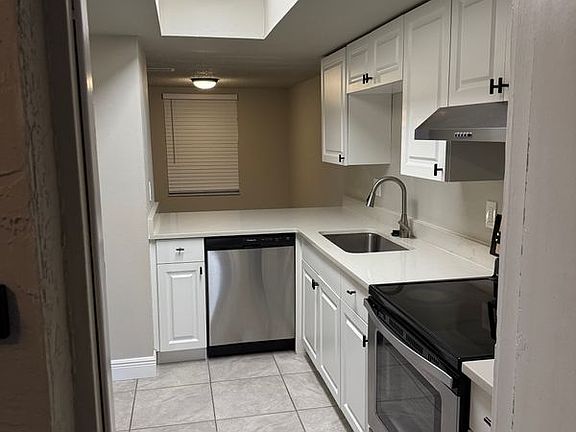 5th image of 1425 Croftwood Dr