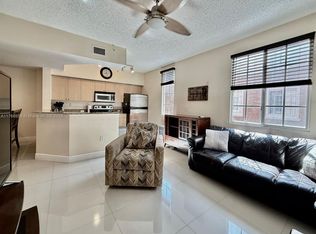 2841 NE 185th St APT 513, Aventura, FL 33180
